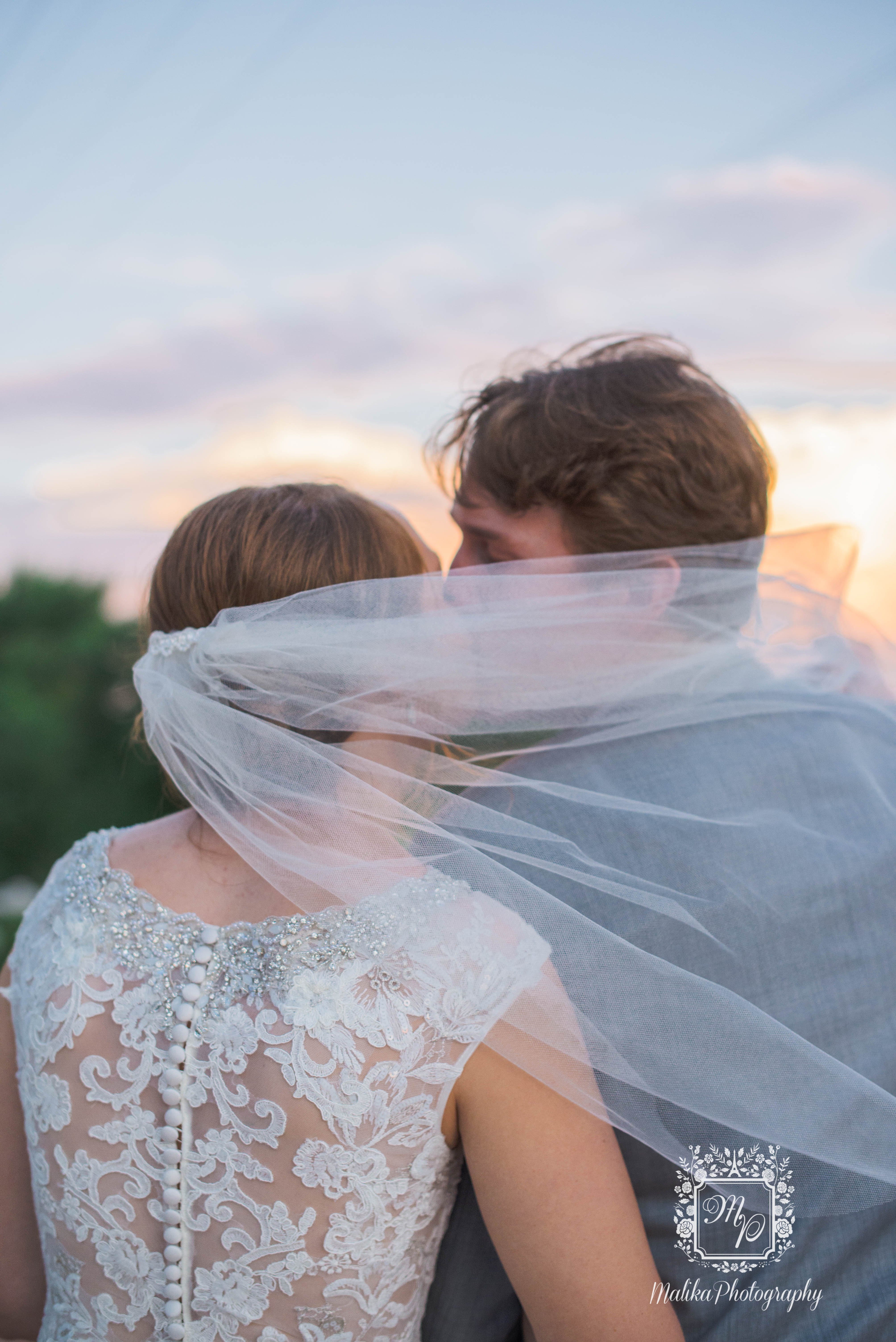 The Vosika’s – A Luxury Country Style Wedding