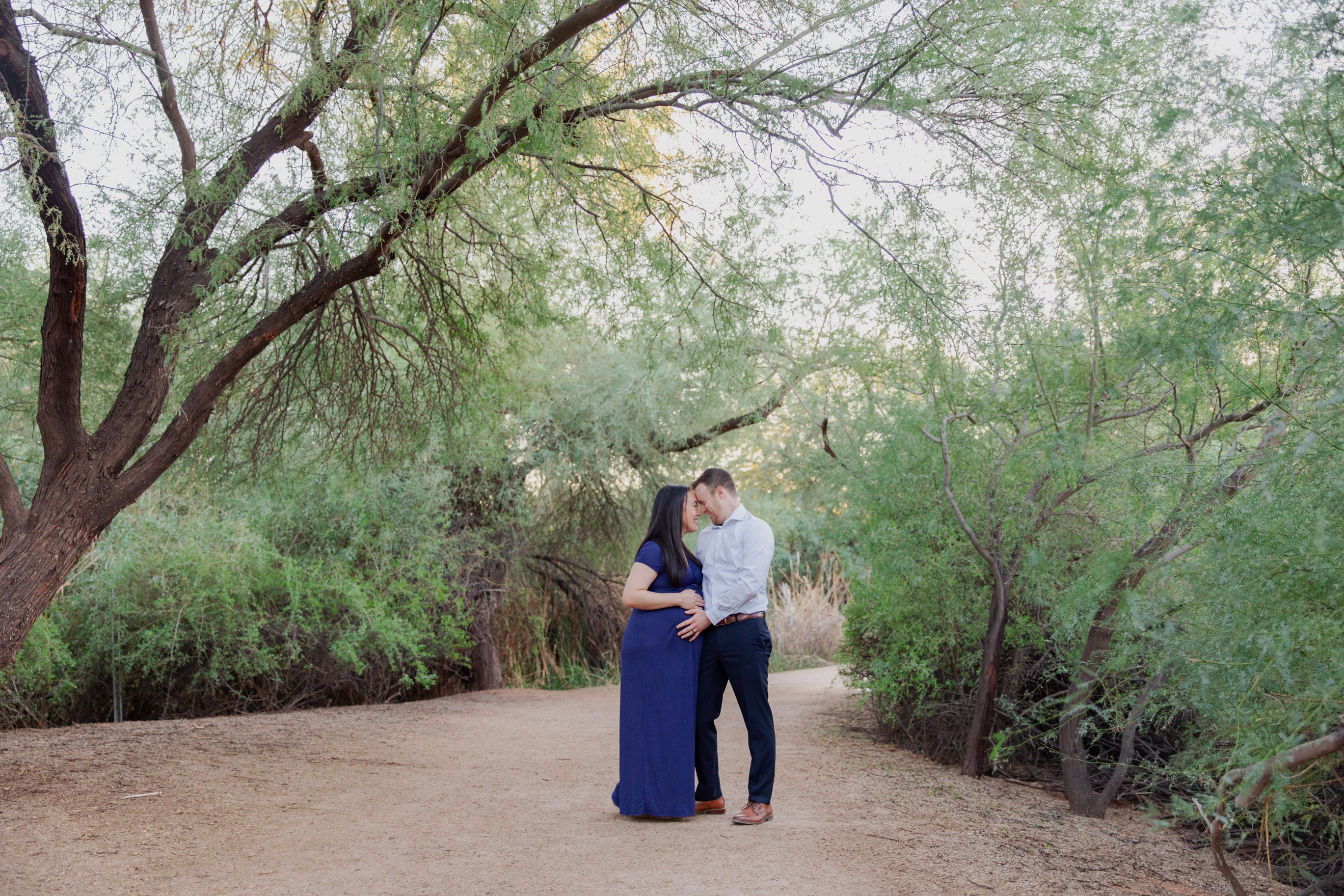 Capturing Love: A Perfect Maternity Session